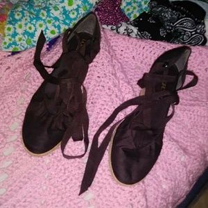 Brown Lace up Wedges